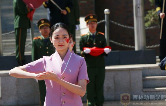 新行爱国之实”唱响《我和我的祖国》快