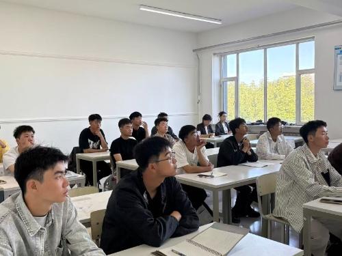 为进一步强化教学过程管理