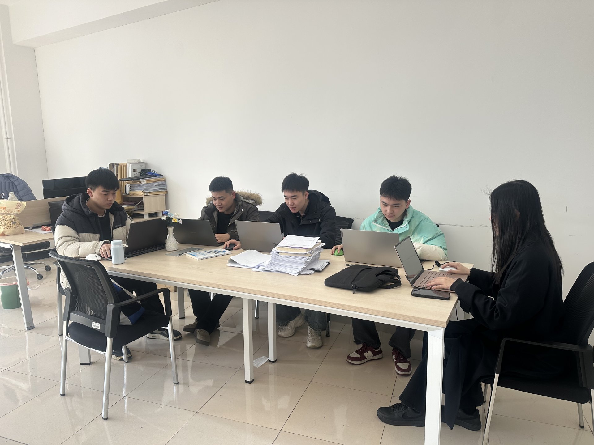 规范懂球体育最新版下载秩序的基础上