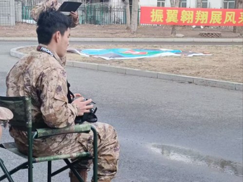 奋勇拼搏