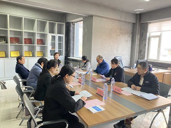 懂球体育下载官方渠道副董事长刘欣